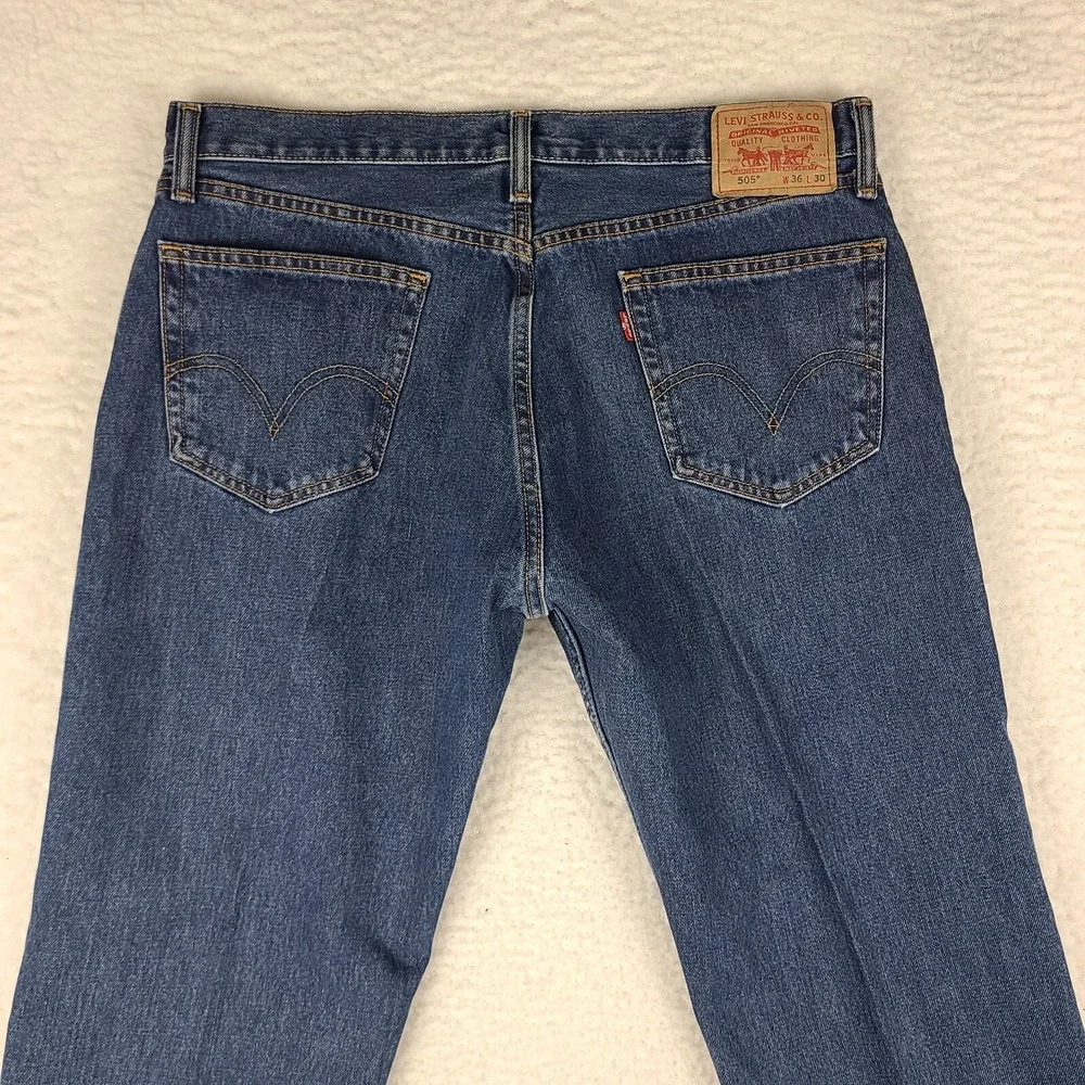 Levi's 505‎ Jeans Mens Blue 36x30 Straight Fit 100% Cotton Medium Wash